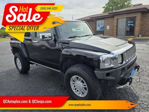 Black 2009 Hummer H3 Base