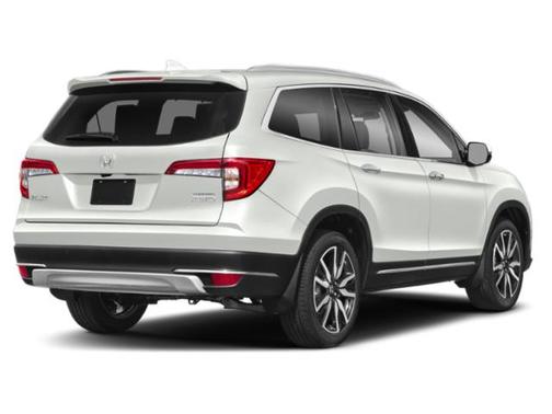 Platinum White Pearl 2022 Honda Pilot Touring 8-Passenger