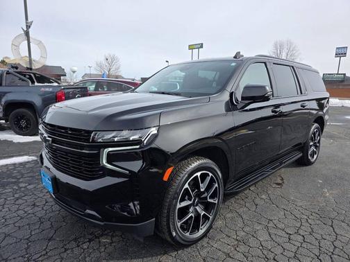 Black 2023 Chevrolet Suburban RST