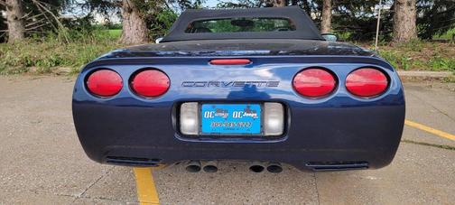 2000 Chevrolet Corvette Base