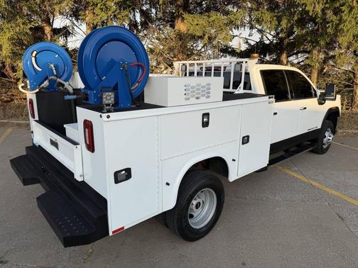 2022 GMC Sierra 3500 SLT