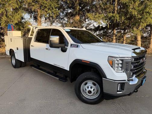 2022 GMC Sierra 3500 SLT