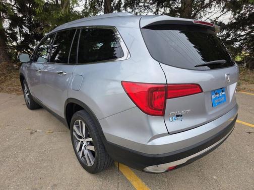 2017 Honda Pilot Elite