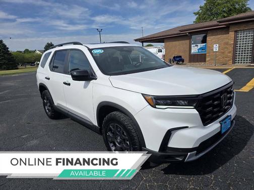 Platinum White Pearl 2025 Honda Pilot TrailSport