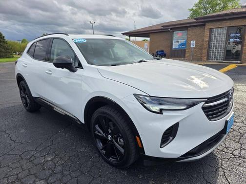 Summit White 2022 Buick Envision AWD Essence