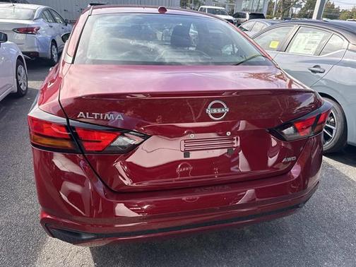 2025 Nissan Altima SV