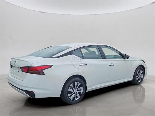 2025 Nissan Altima S