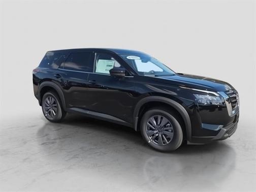 2025 Nissan Pathfinder S