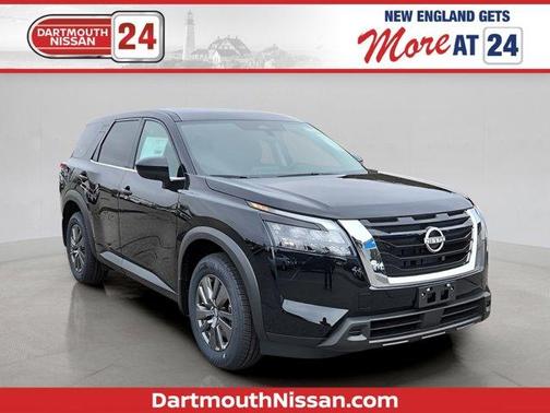 2025 Nissan Pathfinder S