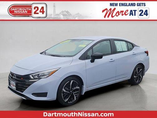 2024 Nissan Versa 1.6 SR