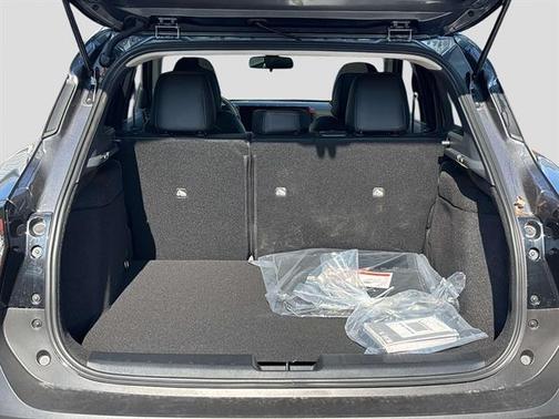Gun Metallic 2026 Nissan Kicks SR