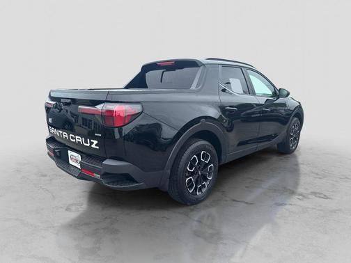 Phantom Black 2022 Hyundai SANTA CRUZ 2.5L SEL