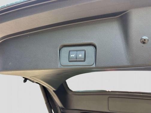 Obsidian Black 2026 Nissan Rogue Dark Armor