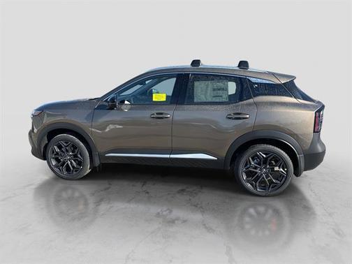 Canyon Bronze M 2026 Nissan Kicks SR
