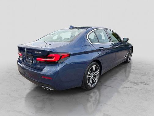 Phytonic Blue Metallic 2021 BMW 540 i xDrive