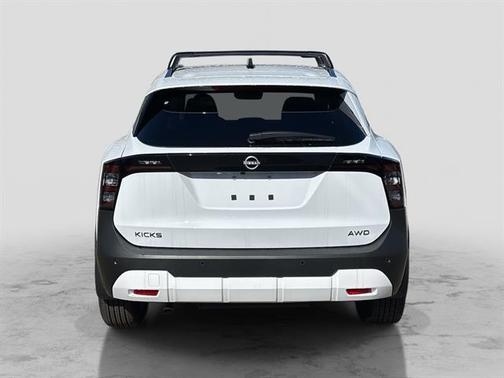 Fresh Powder 2026 Nissan Kicks SV