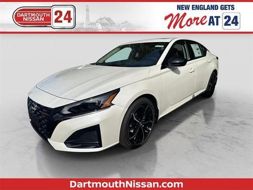 2025 Nissan Altima SR