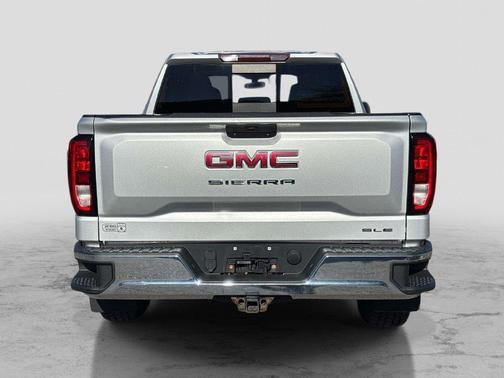 Quicksilver Metallic 2019 GMC Sierra 1500 SLE