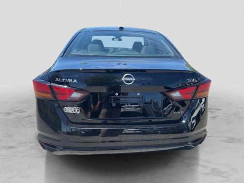 Black 2024 Nissan Altima 2.5 SV