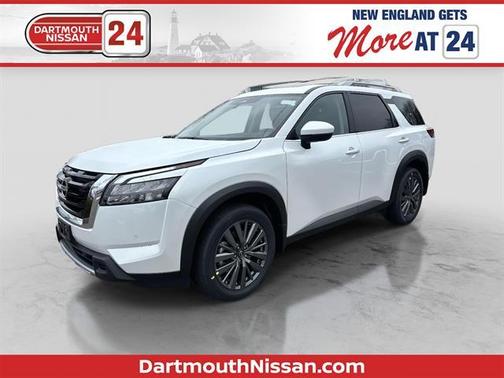 2025 Nissan Pathfinder SL