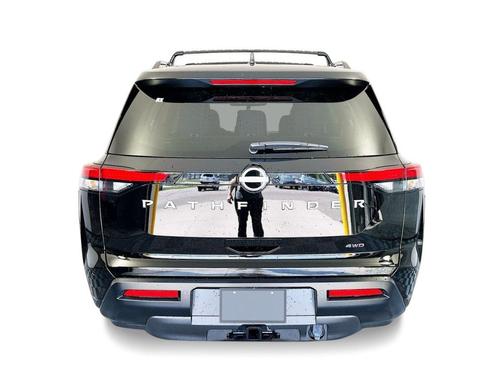 Super Black 2026 Nissan Pathfinder SV