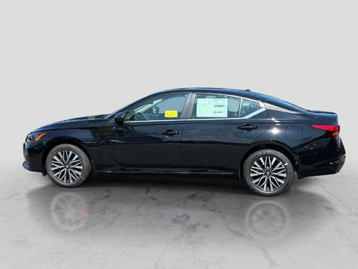 Black 2026 Nissan Altima SV