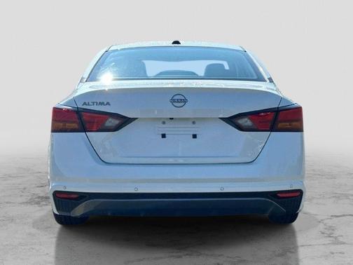 White Pearl 2026 Nissan Altima SV