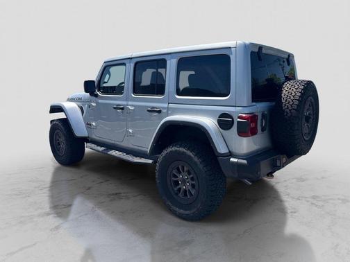 Silver 2022 Jeep Wrangler Unlimited Rubicon 392