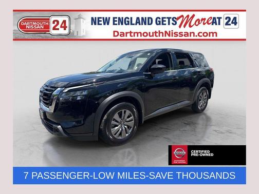 Black 2025 Nissan Pathfinder S