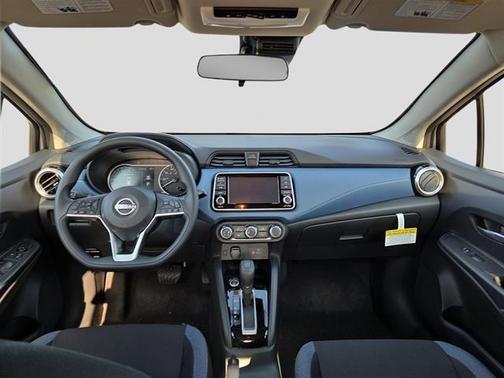 Gun Metallic 2025 Nissan Versa 1.6 SV