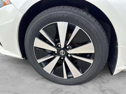 2021 Nissan Altima 2.5 SL