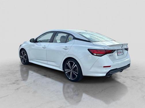 Aspen White 2023 Nissan Sentra SR