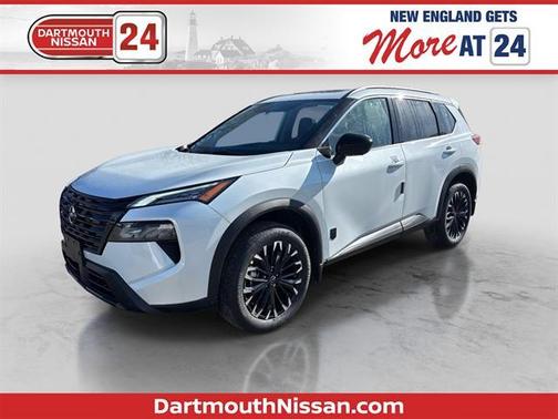 Everest White P 2026 Nissan Rogue Dark Armor