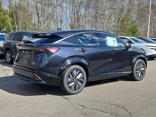2025 Nissan ARIYA EVOLVE+