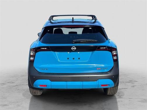 2026 Nissan Kicks SR