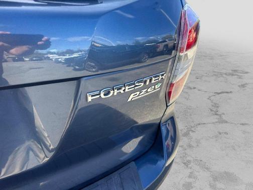 Marine Blue Pearl 2014 Subaru Forester 2.5i Premium