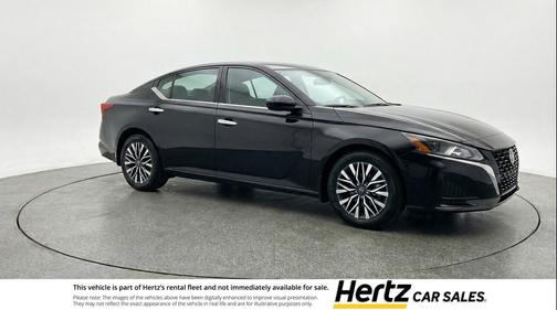 Super Black 2025 Nissan Altima SV FWD