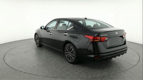 Super Black 2025 Nissan Altima SV FWD