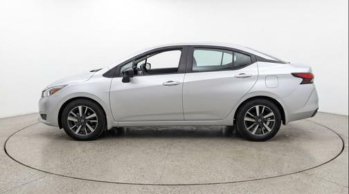 Brilliant Silver Metallic 2025 Nissan Versa 1.6 SV