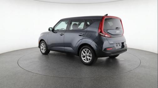 Gravity Gray 2025 Kia Soul LX