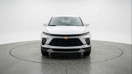 Summit White 2025 Chevrolet Blazer 2LT