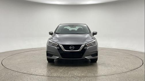 Gun Metallic 2025 Nissan Versa 1.6 SV