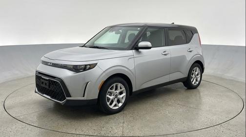 Steel Gray 2025 Kia Soul LX