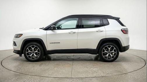 Bright White Clearcoat 2025 Jeep Compass Limited