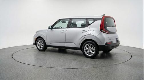 Steel Gray 2025 Kia Soul LX