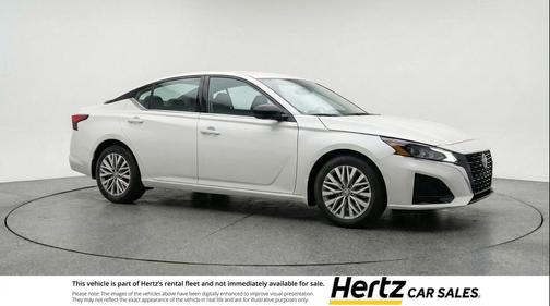 Glacier White 2025 Nissan Altima SV FWD