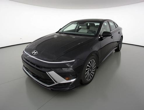 Abyss Black 2025 Hyundai SONATA Hybrid SE