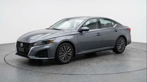 Gun Metallic 2025 Nissan Altima SV FWD