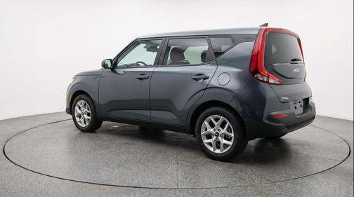 Gravity Gray 2025 Kia Soul LX