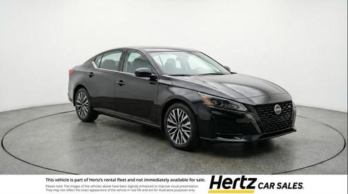 Super Black 2025 Nissan Altima SV FWD